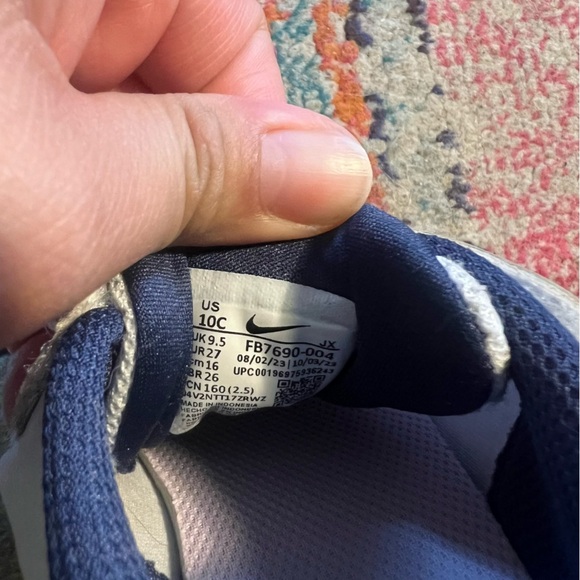 Nike Kids' revolution 7 (GS) size 10 - Picture 6 of 7